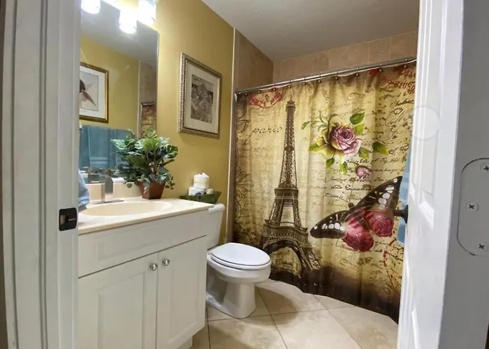 A Treasure Coast Gem- Private Entrance And Private Bathroom