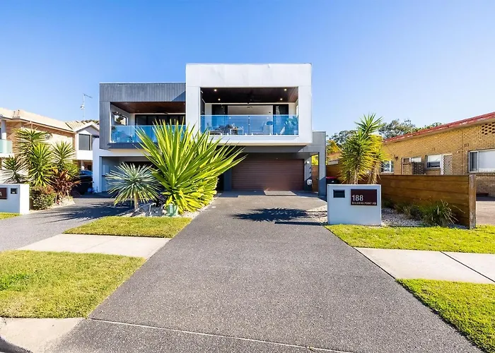 Escape On Wanda, 188 Soldiers Point Rd - Spectacular Views, Ducted Air Con, Wifi