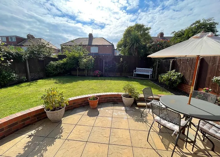 Seaview House, Tynemouth - Luxury Family Holiday Home