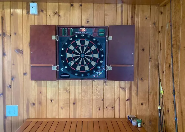 Unforgettable 4 Bedroom 3 Bath Waterfront Cabin