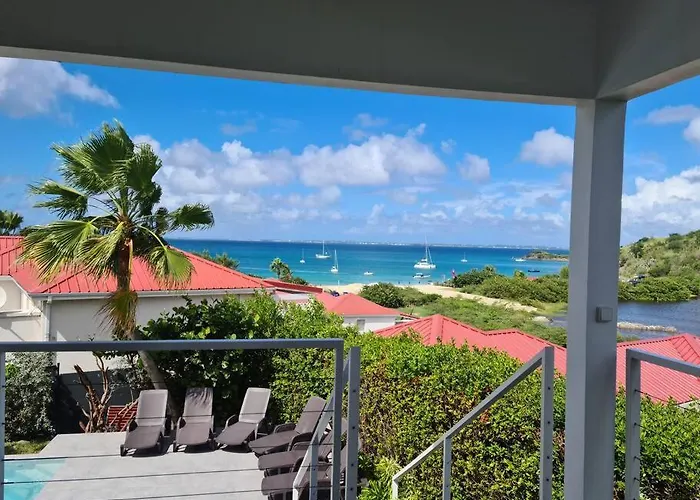 Villa Picaflor, Friar'S Bay