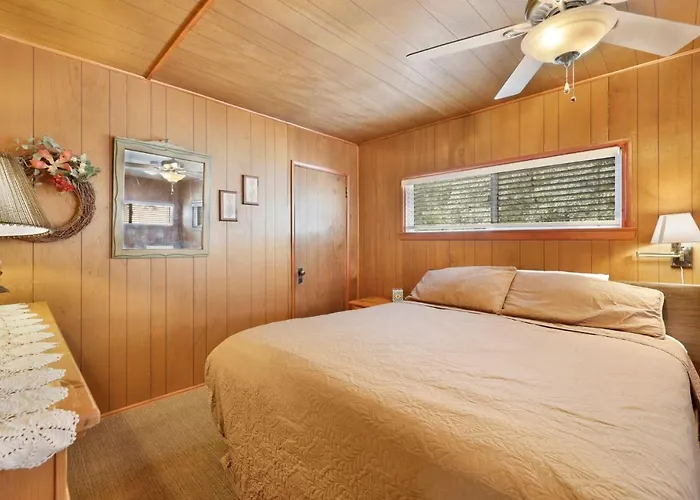 Pinglewood Cabin In Fawnskin At Big Bear