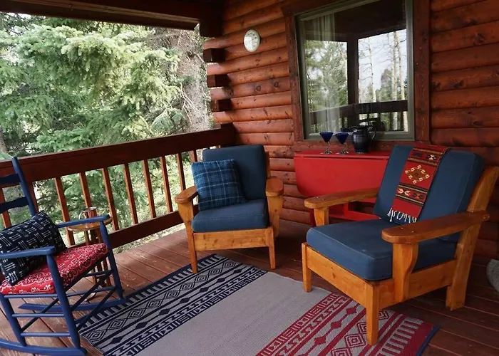 Beautiful Mountain Cabin Near Tetons Yellowstone