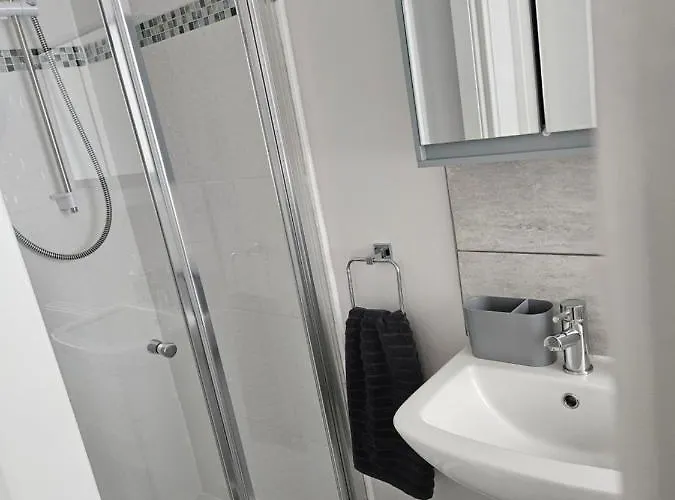 Saltwater Edge Apartment