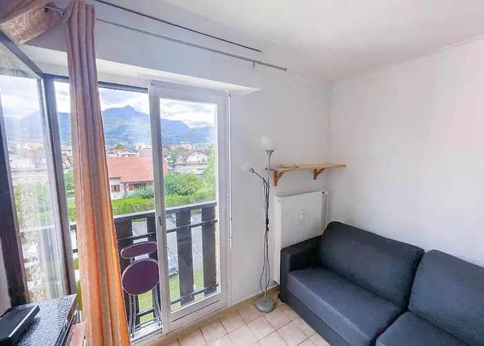 Studio Entierement Renove