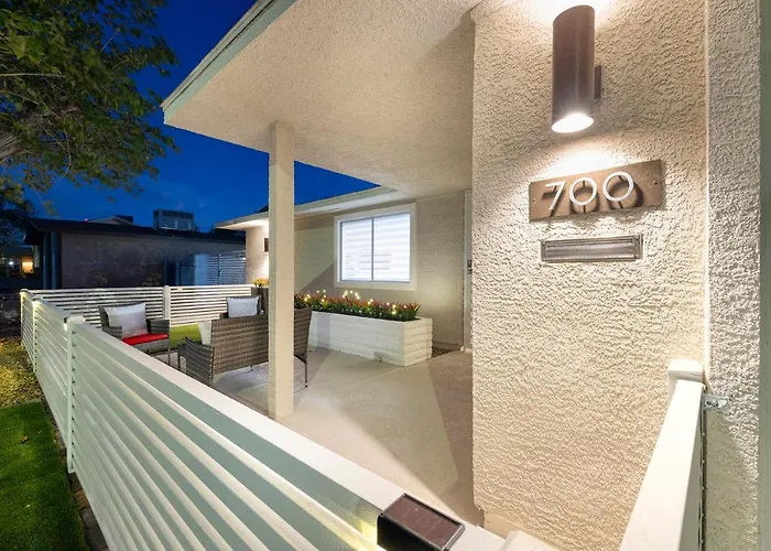 Single Story Minutes From Summerlin With Rv Parking & Dog Friendly