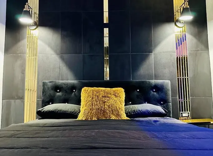 Pasavento - Modern Tiny Suite