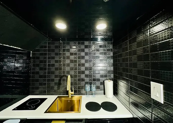 Pasavento - Modern Tiny Suite