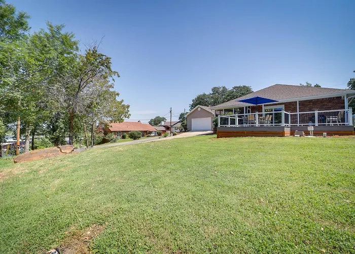 Eufaula Oasis W/ Screened Porch: Unwind In Style!