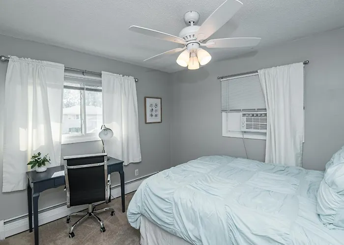 3 Bedroom Haven Of Rest-5 Minutes From Mayo Clinic!