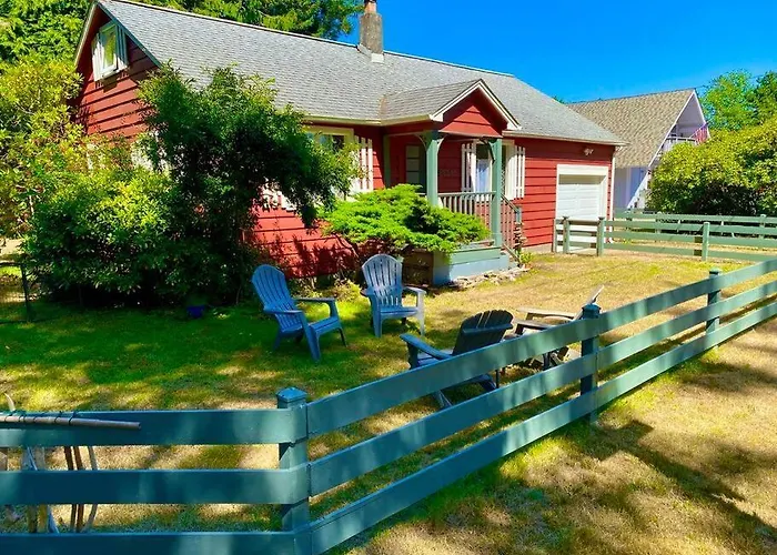 Ocean Park Beach Cottage