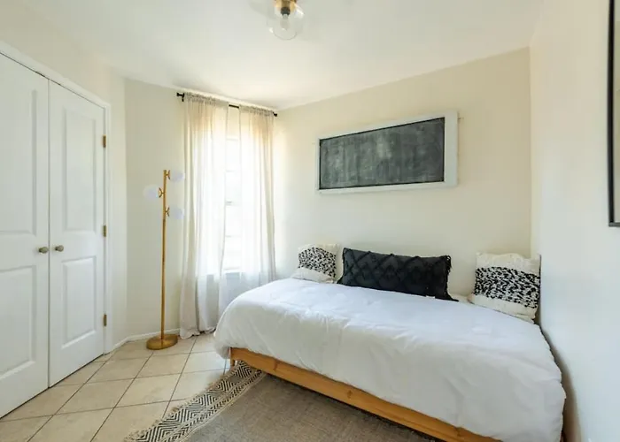 Downtown Pearl Bungalow At Beer Ranch Project