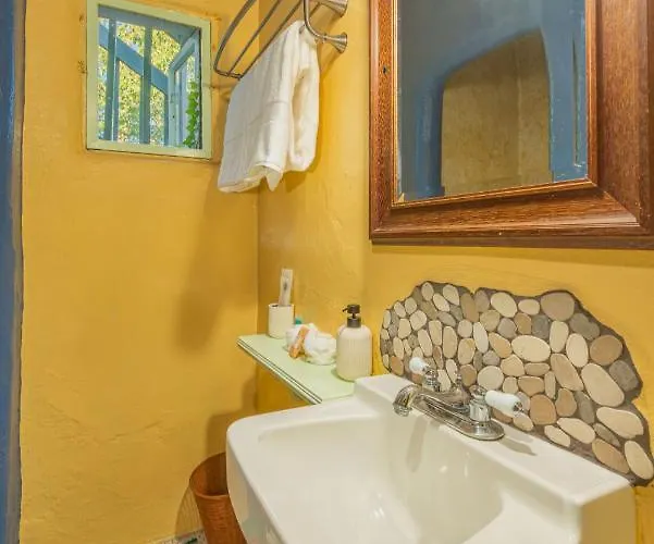 Cornado Motel -Nostalgic Adobe Motel-
