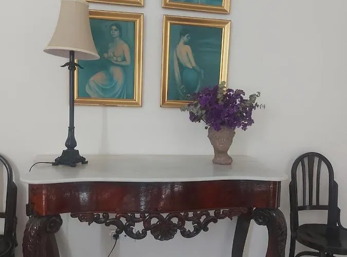 Balcon De Aguilar