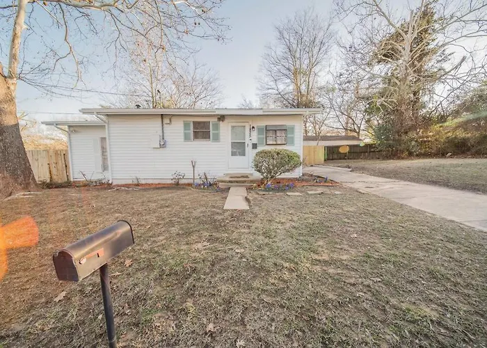 Cozy Retreat On Ferdell