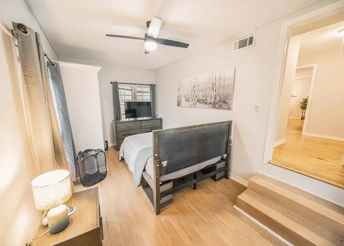 Cozy Retreat On Ferdell