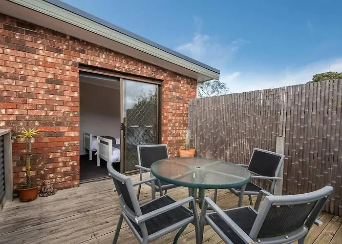 Dreamy Dromana Family Getaway - With Jacuzzi