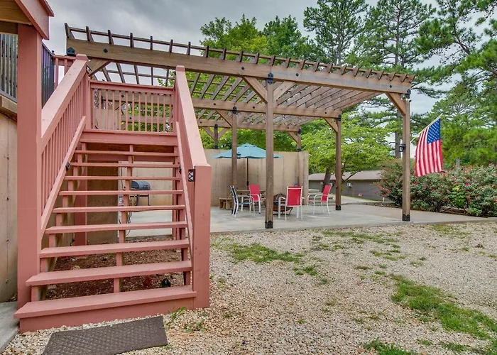 Van Buren Condo Near Boating, Hiking & Golfing!
