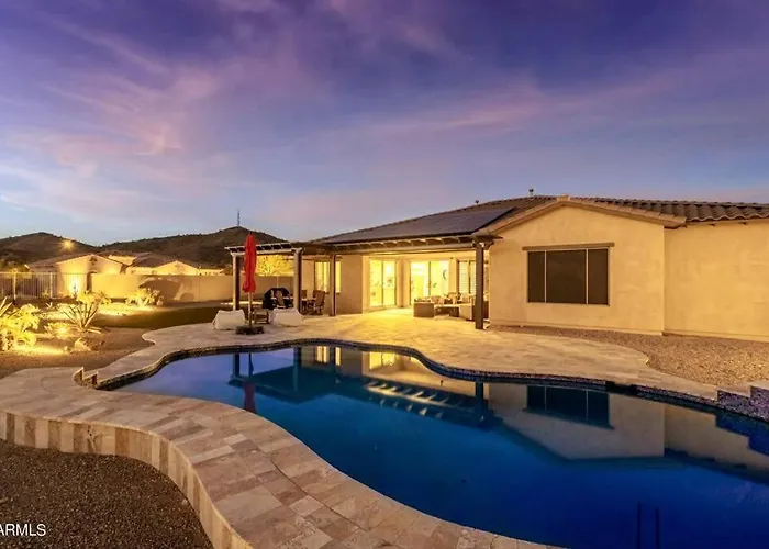 Phoenix Home With Heated Pool, Desert Views & Hot Tub