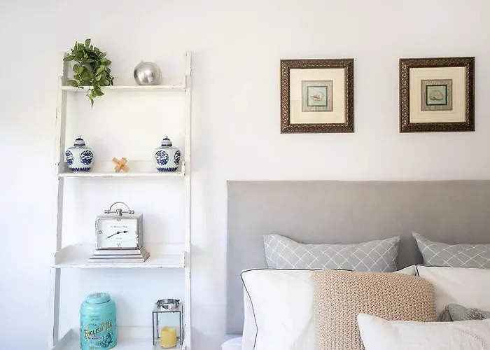 Modern Farmhouse At Pacific Sands Mollymook Beach