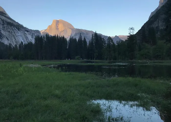Morning Star Vista Near Yosemite - Countryside With Mountain Views
