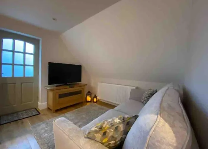 The Cotswold Stowaway, Perfect Luxurious Retreat!