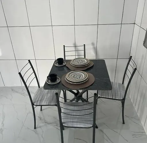 Alugo apartamento mobiliado por diária.