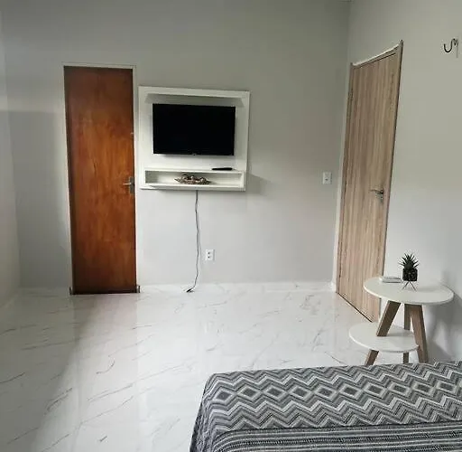 Alugo apartamento mobiliado por diária.