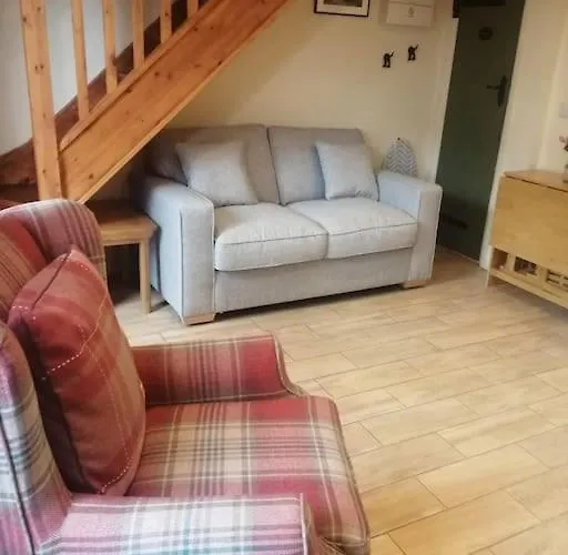 1 Bed Cottage The Stable At Llanrhidian Gower With Sofa Bed For Additional Guests