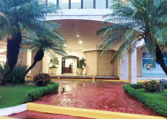 Lovely Sto Dgo Center Apt