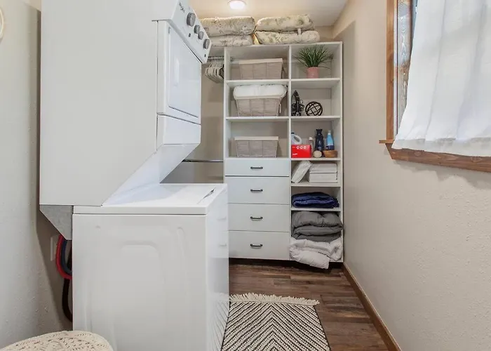 Stylish Uptown Butte Condo - 632