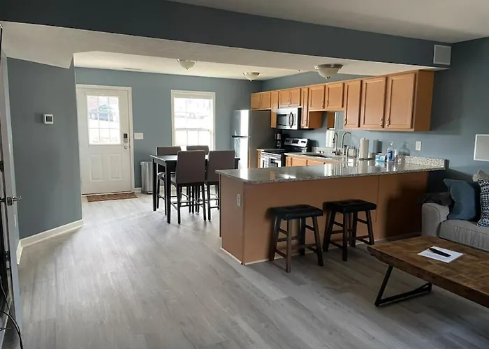 Luxury Townhome 2 Remodeled February 2021