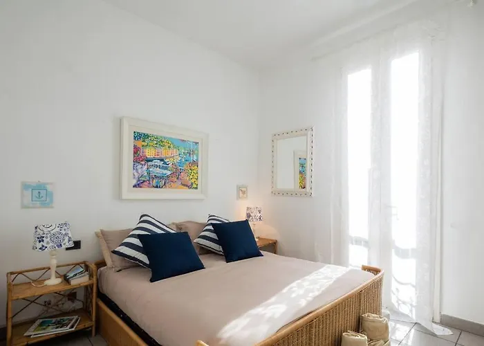 Art Of Living 100 Meters From The Sea.