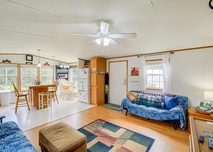 Creekfront Max Meadows Mobile Home With Deck!