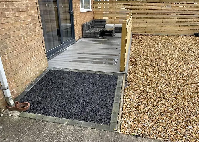 Modern 2Br Flat In Sale - Peaceful Stay In M33 - Great Transport Links