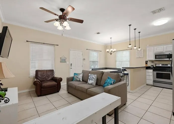 Luxury 3 Bed 2 Bath 1St Floor Condo Near Beach