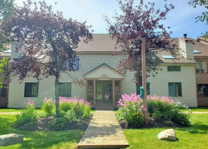 Mt Snow Condo With Pool Mountain Views Half Mile To Mtn