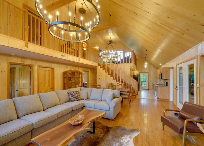 Riverfront West Virginia Cabin W/ Screened-In Deck