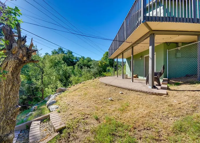 1 Mi To Whiskey Row: Home W/ Fire Pit & Deck