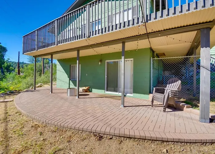 1 Mi To Whiskey Row: Home W/ Fire Pit & Deck