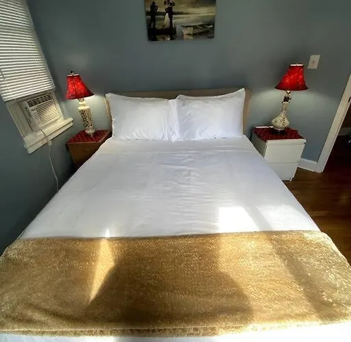 Cozy Boston Getaway Apartment Perfect For 2026 World Cup Visit, Free Parking