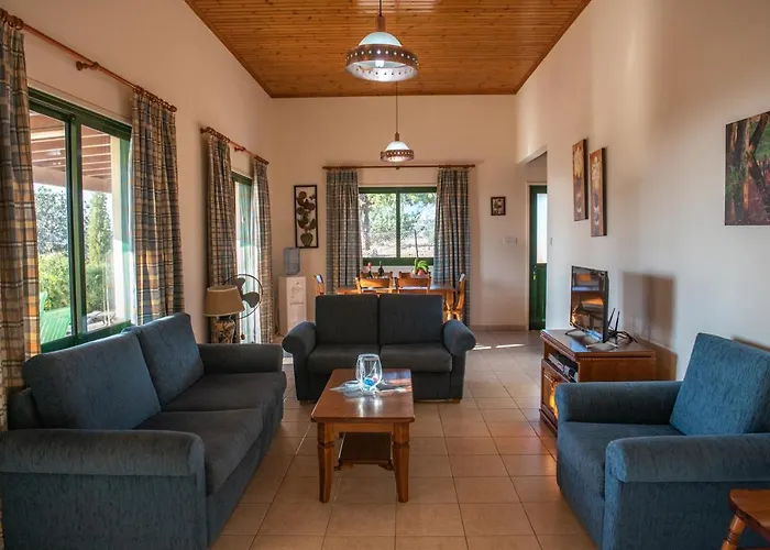 Adonis Villa