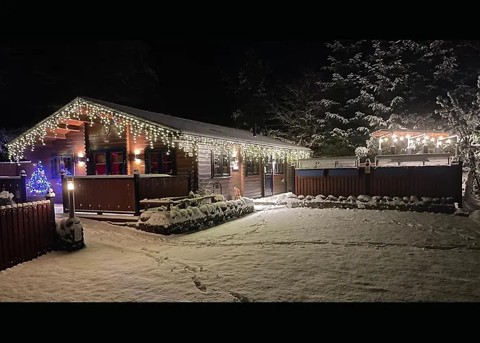 Cairnhill Lodge - Award-Winning Luxury Highland Retreat