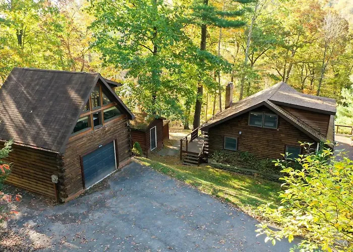 Hot Tub! Cozy Spa Haven Sleepy Creek Bliss Lodge