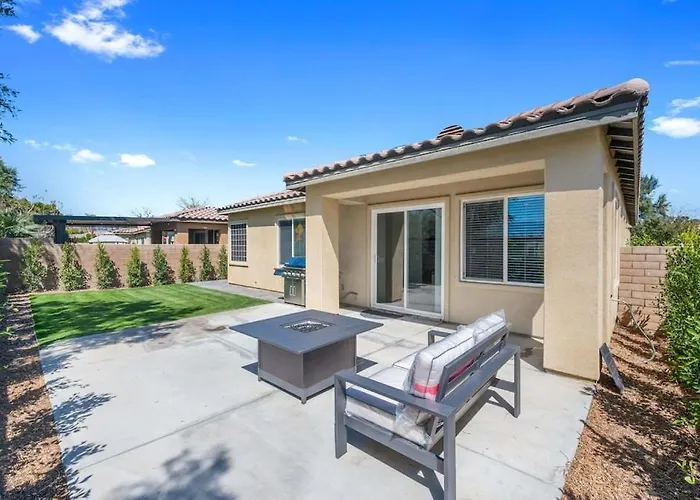 Walking Distance To Coachella And Stagecoach With 4 Bedrooms