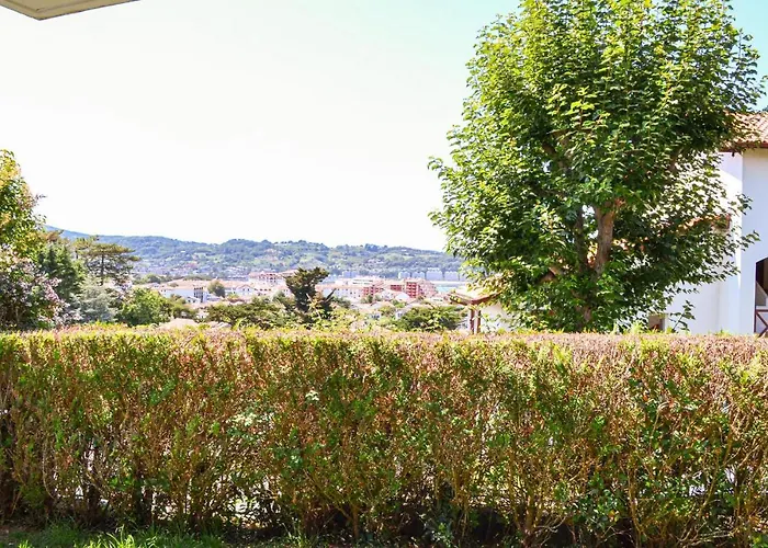 3 Bedroom Lovely Home In Hendaye