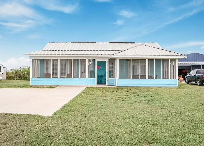 Mag Beach Refuge - Bayfront