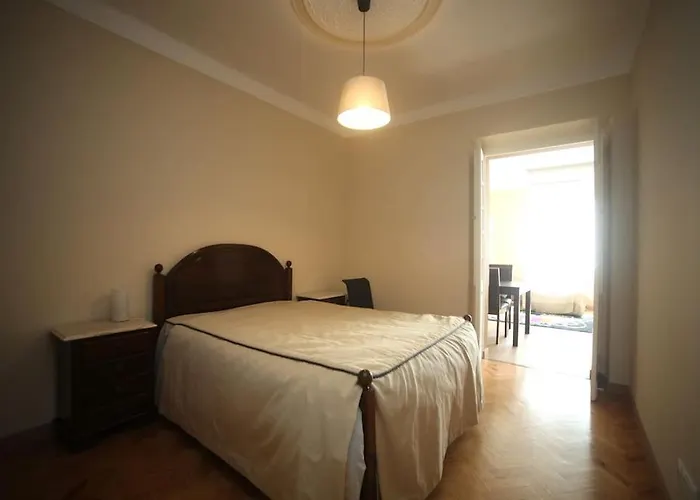 Charming House - Santarem