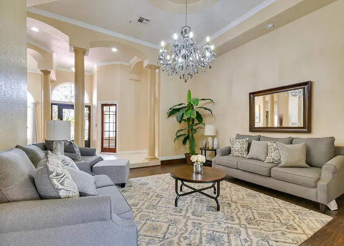 Luxe Yuma Home With Private Pool!