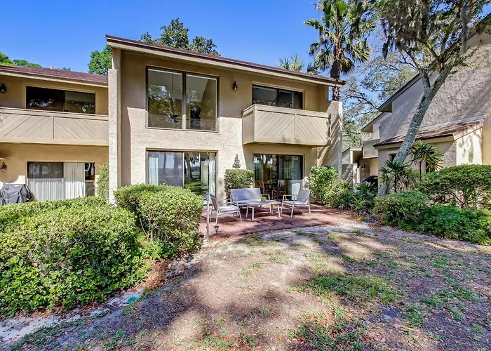 3050 Club Villas